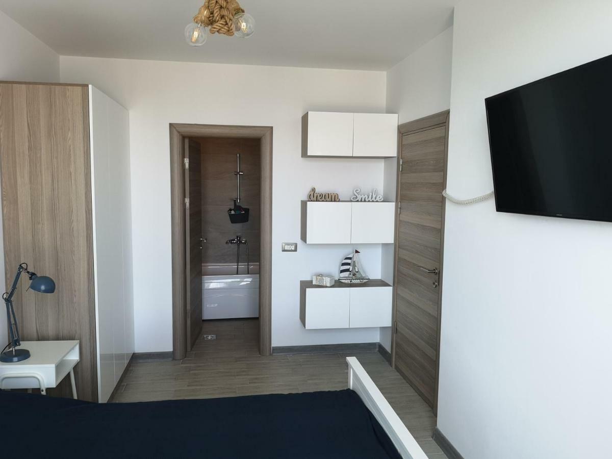 Relax Inn Apartment Năvodari Kültér fotó